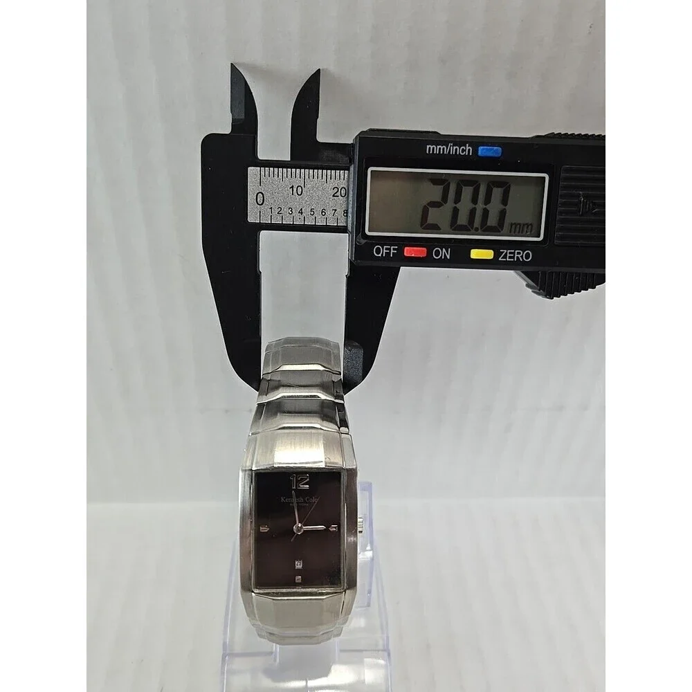 Mens Kenneth Cole Watch 26mm Silver Tone Date New Battery 9275-01-KC3269